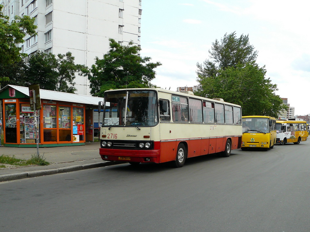 Kiev, Ikarus 250.59 # 2716