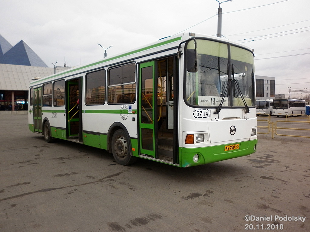 Chelyabinsk, LiAZ-5256.26 №: 5704