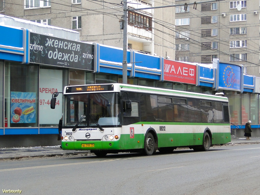 Масква, ЛиАЗ-5292.20 № 09212