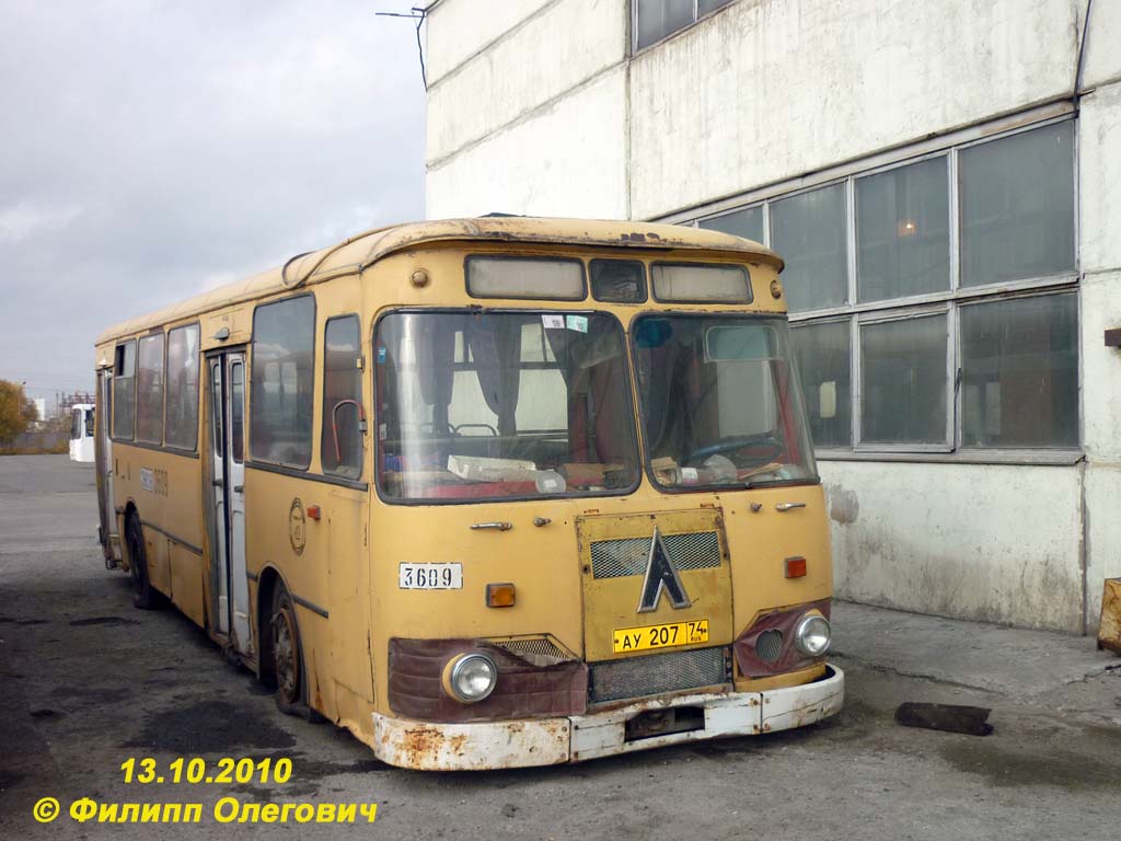 Chelyabinsk, LiAZ-677М č. 3609