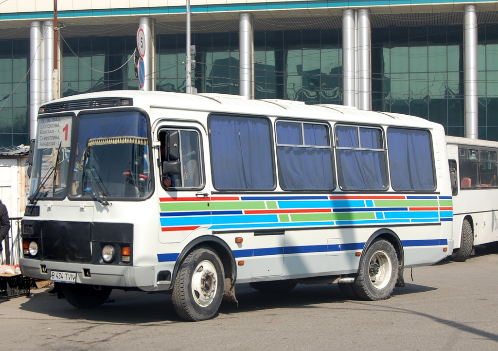 Almaty, PAZ-32054 (40, K0, H0, L0) č. B 424 TVN