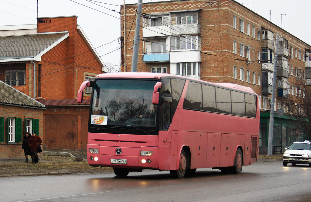 Taganrog, Mercedes-Benz O403-15SHD (Türk) № Н 220 МР 161