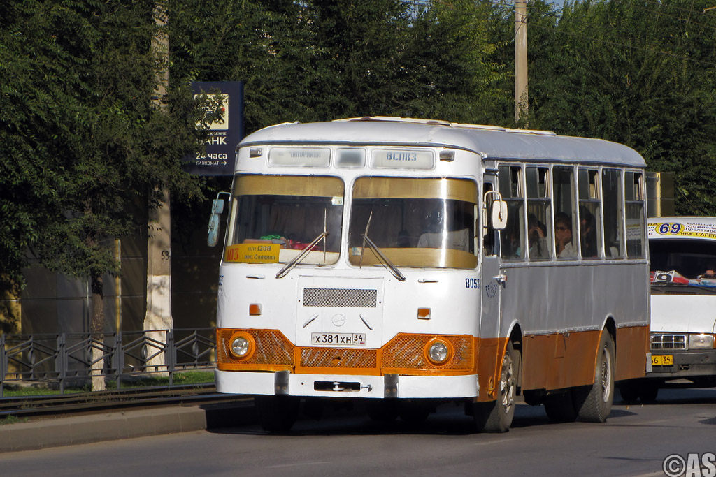 Volgograd, LiAZ-677 # 8053