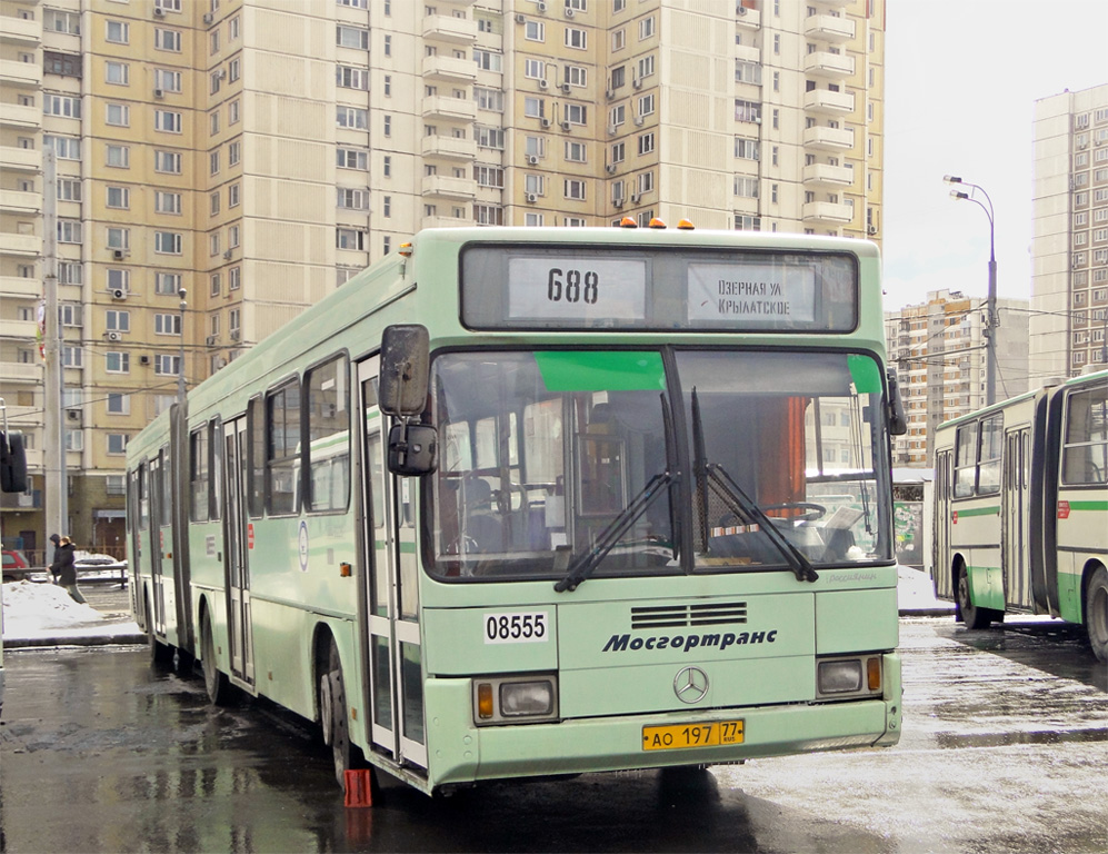 Moscow, GolAZ-АКА-6226 №: 08555