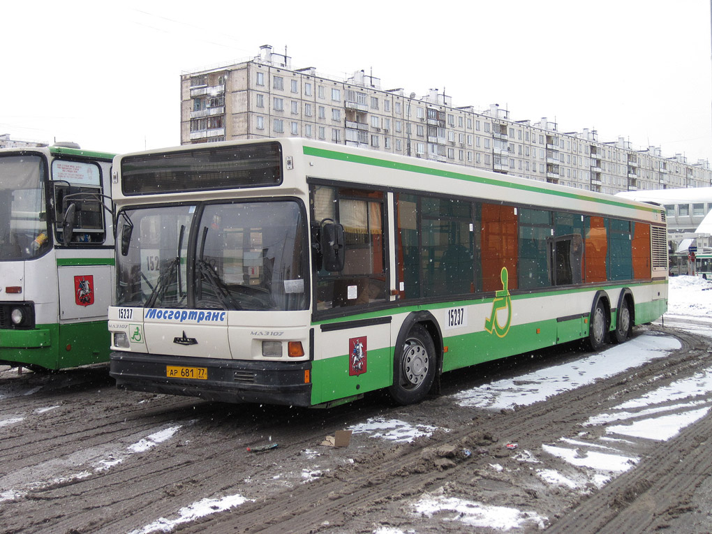 Moscow, MAZ-107.066 # 15237
