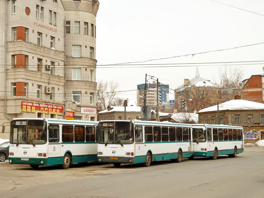 Nizhny Novgorod — Bus stops