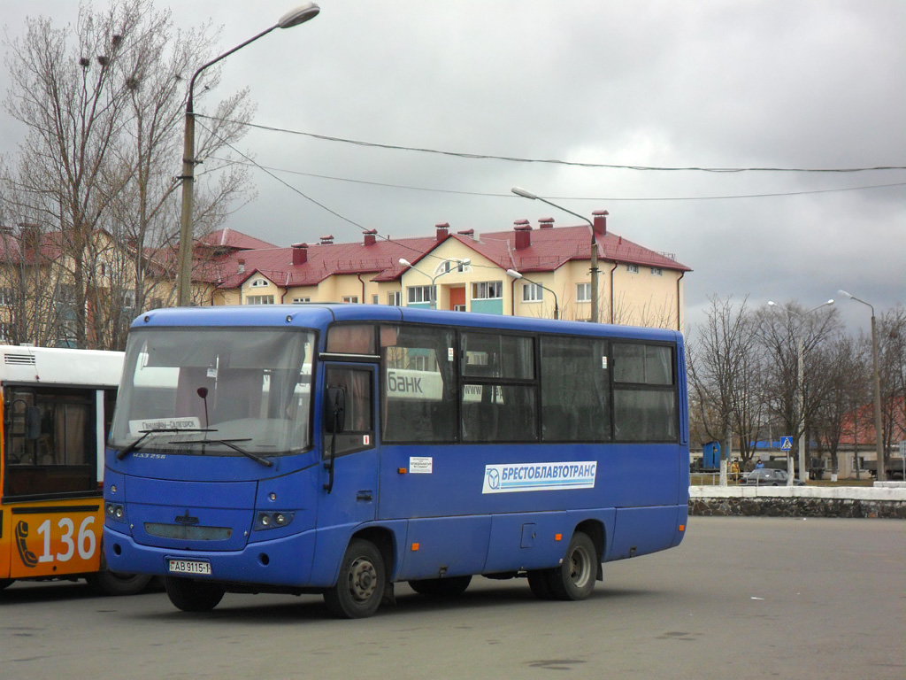 Ганцевичи, МАЗ-256.170 № АВ 9115-1