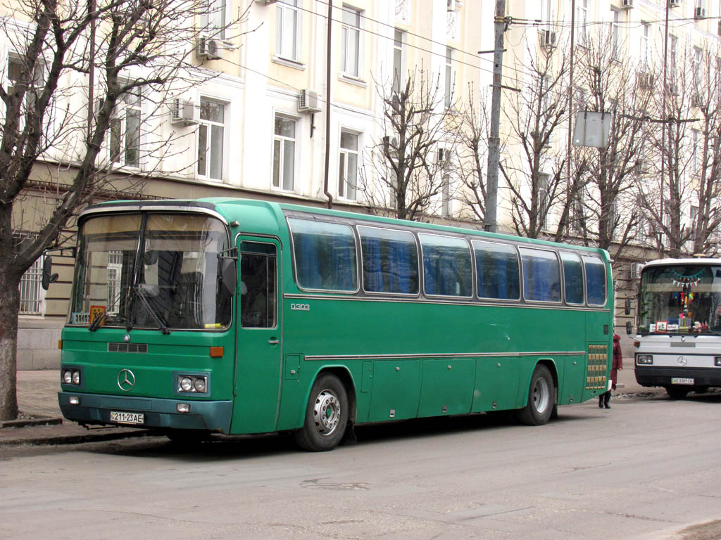 Dnipro, Mercedes-Benz O303-15RHS č. 211-23 АЕ