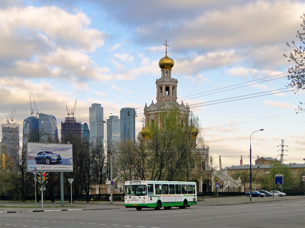 Moscow, LiAZ-5256.25 No. 08119; Moscow — Other photo