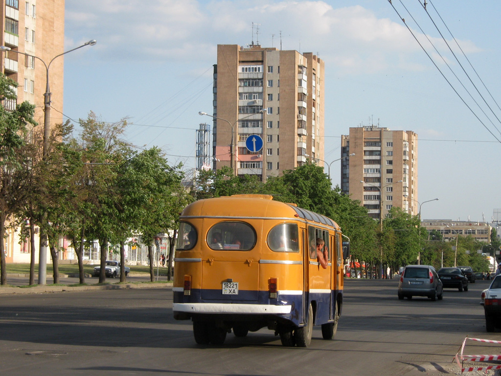 Kharkiv, PAZ-672М No. 182-21 ХА