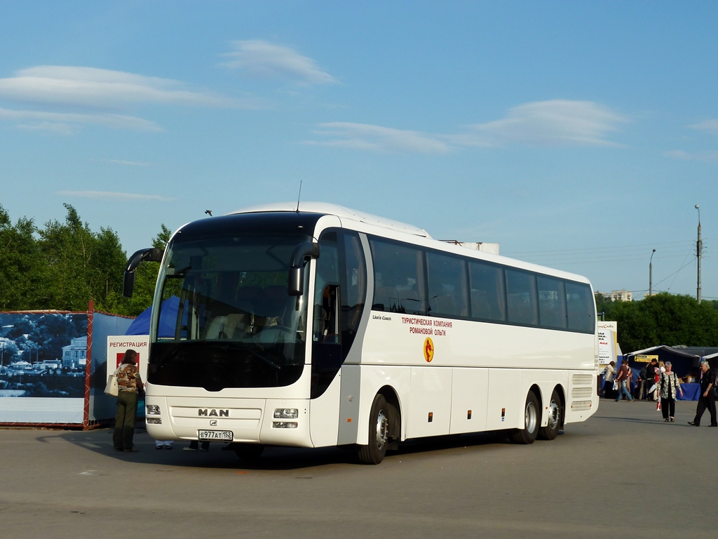 Nizhny Novgorod, MAN R07 Lion's Coach RHC444 # Е 977 АТ 152