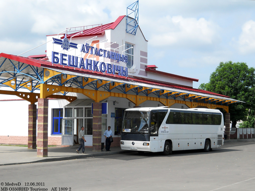 Vitebsk, Mercedes-Benz O350-15RHD Tourismo I No. АЕ 1809-2