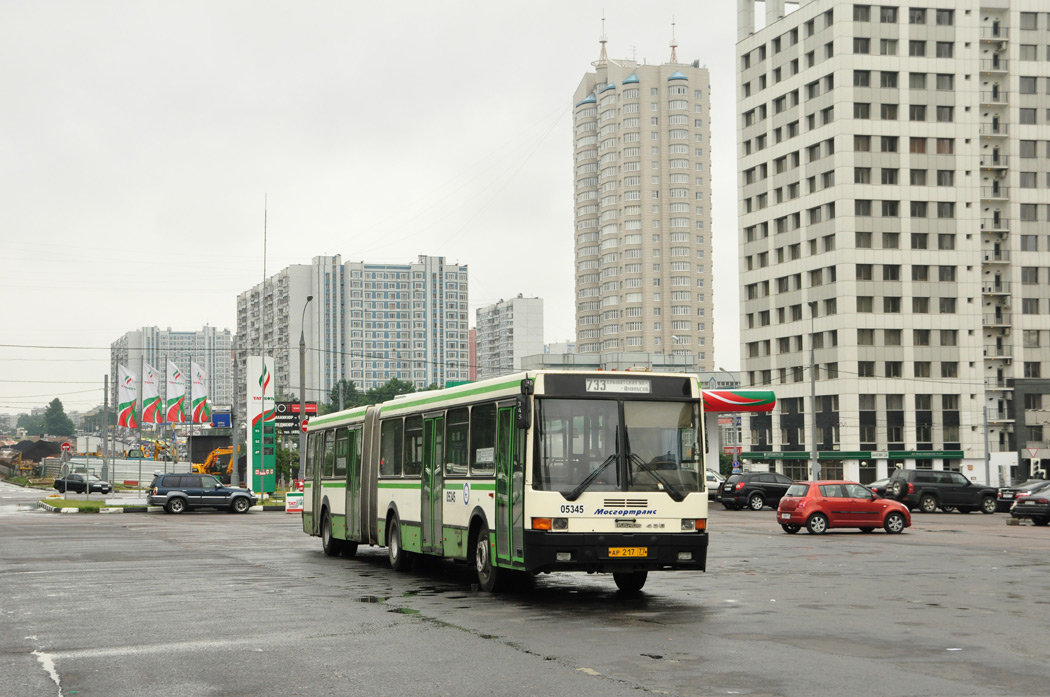 Moscow, Ikarus 435.17A No. 05345
