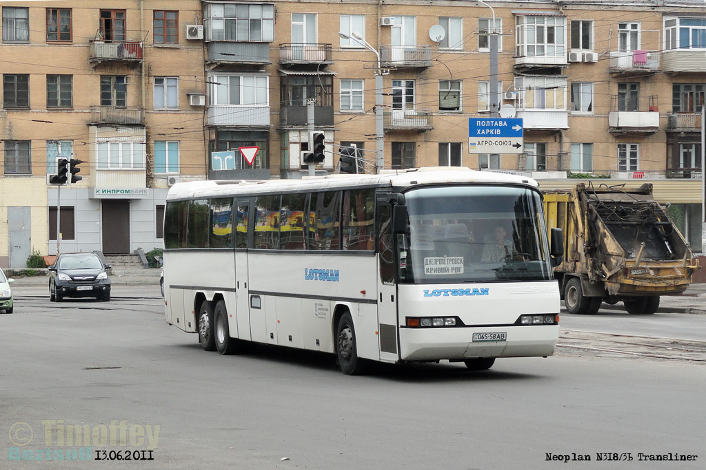Днепр, Neoplan N318/3Ü Transliner № 065-58 АВ