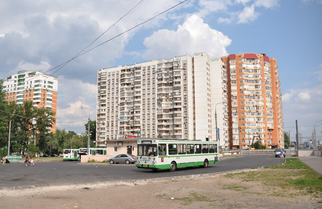 Moskwa, LiAZ-5256.25 # 05135