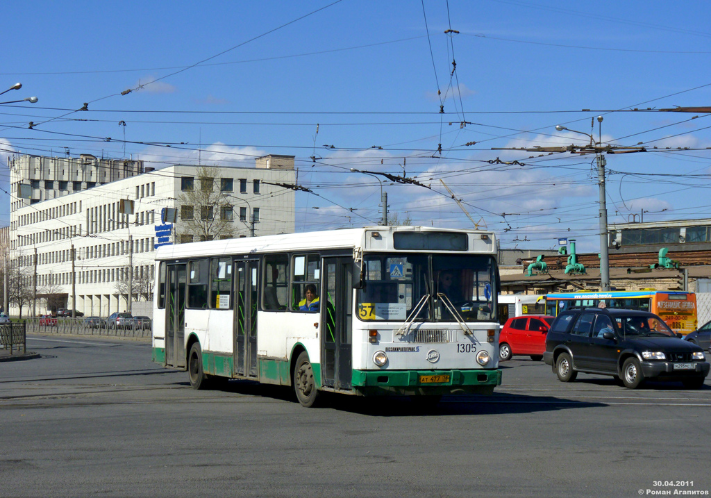 Санкт-Петербург, ЛиАЗ-5256.25 № 1305