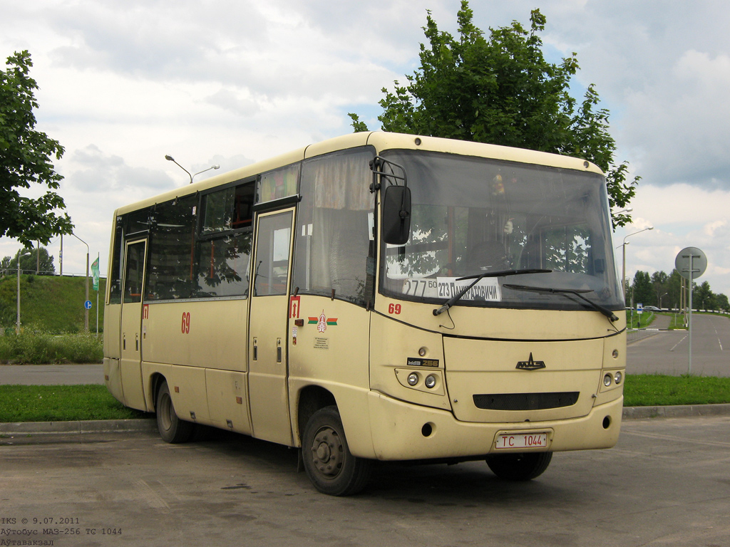 Bobruysk, MAZ-256.200 č. 69