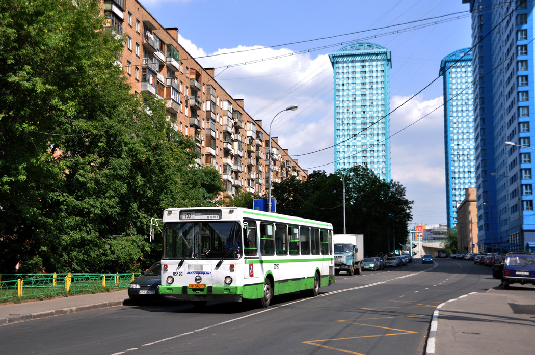 Mosca, LiAZ-5256.25 # 05193