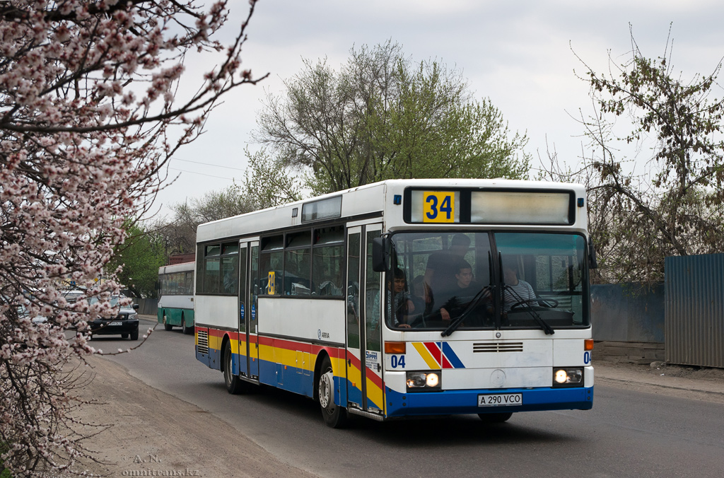 Almaty, Mercedes-Benz O405 No. A 290 VCO