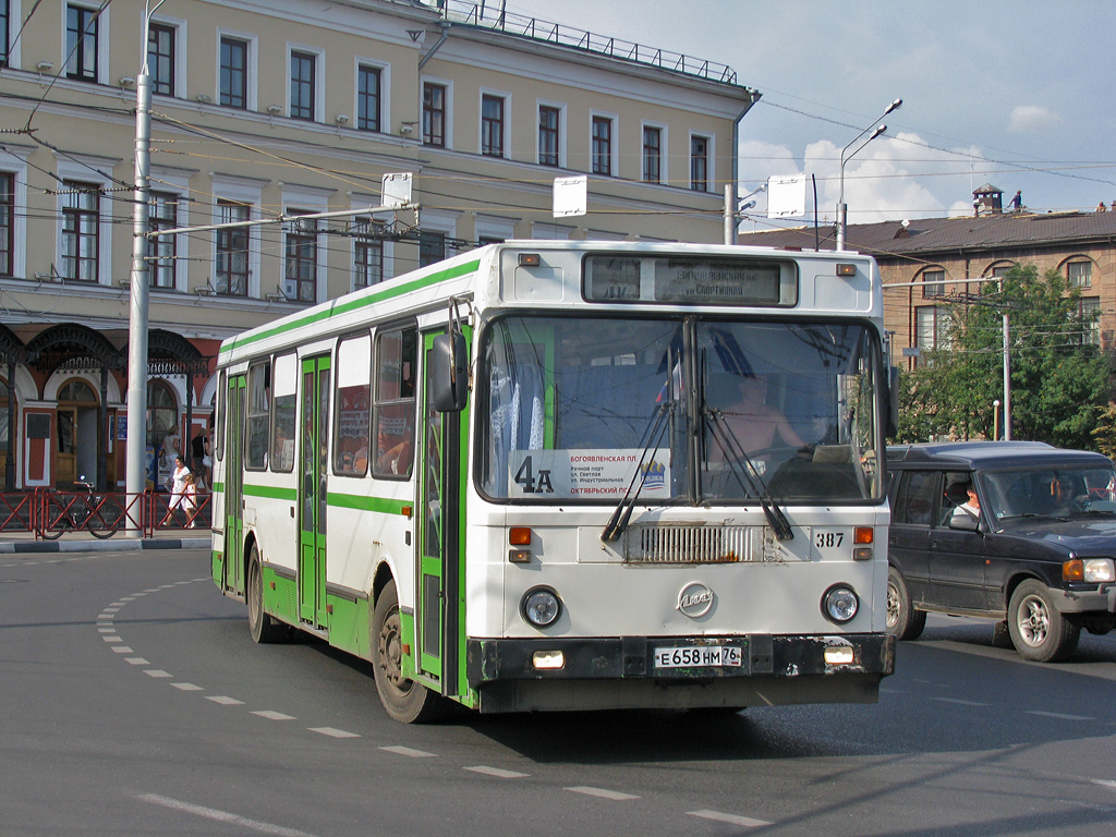 Yaroslavl, LiAZ-5256.30 č. 387
