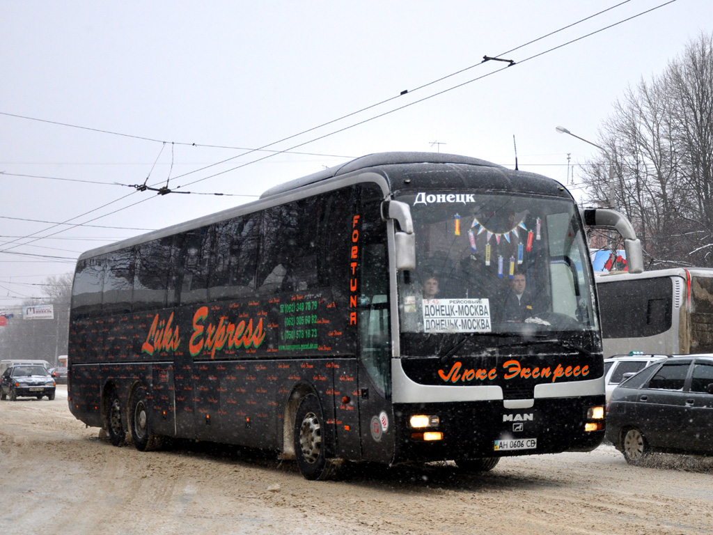Donetsk, MAN R08 Lion's Top Coach Mega F # АН 0606 СВ