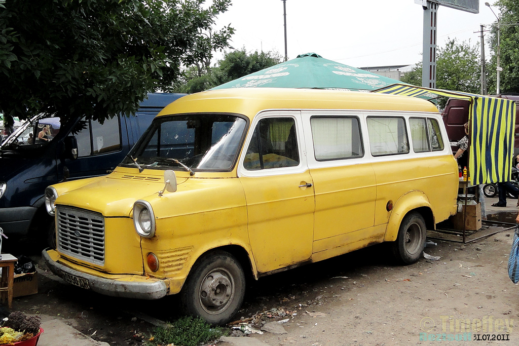 Novomoskovsk, Ford Transit Mk1 diesel # З 0350 ДН