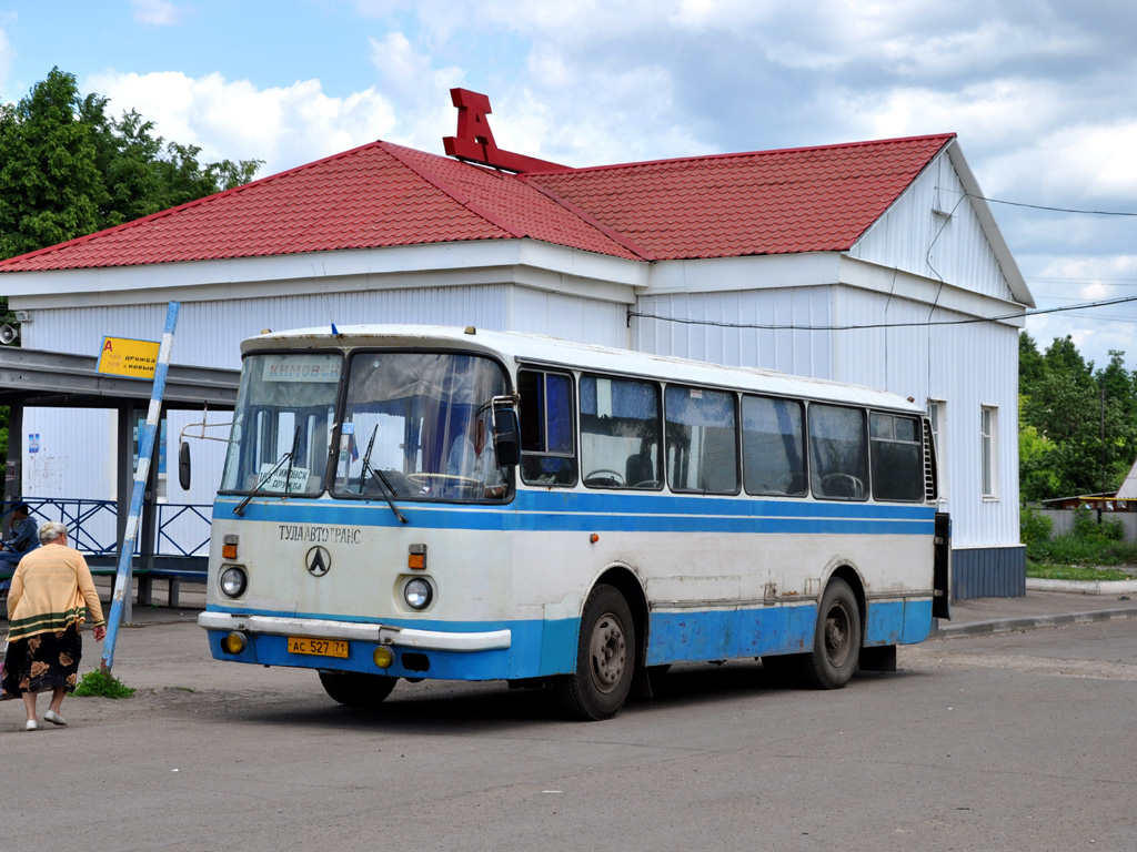 Кимовск, LAZ-695Н č. АС 527 71