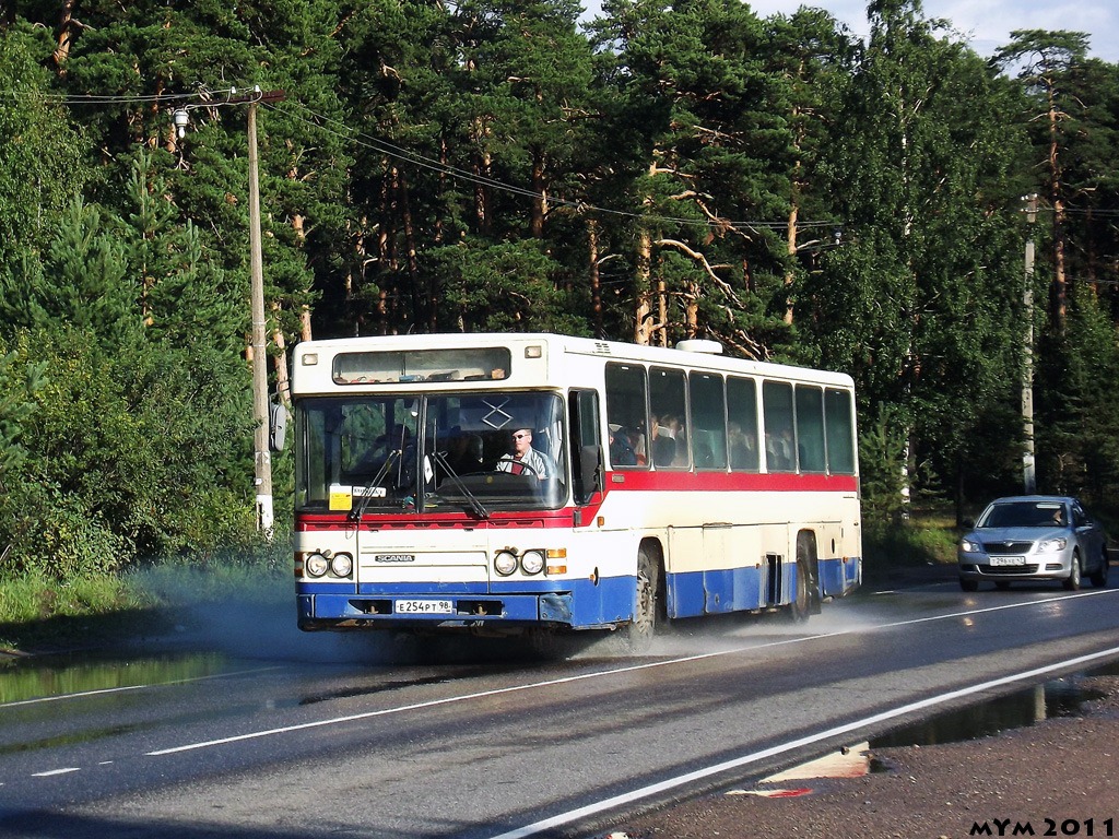 Pietari, Scania CN112 # Е 254 РТ 98