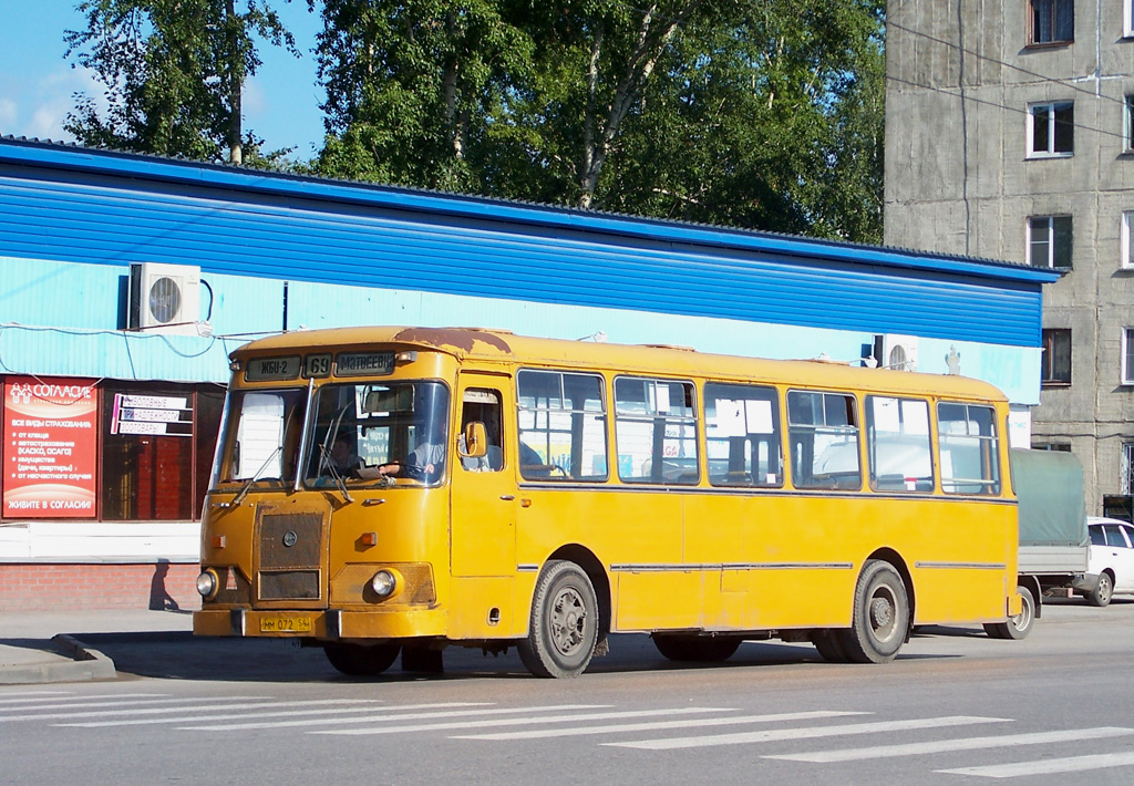 Novosibirsk, LiAZ-677М № 4112