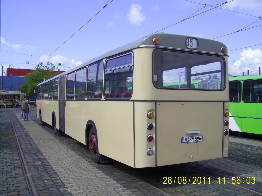 Hannover, Göppel (MAN 187 SG192) # 596