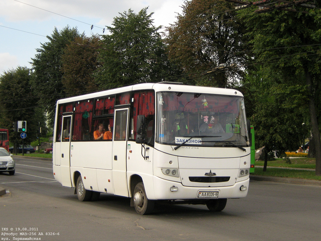 Kirowsk, MAZ-256.270 # АА 8326-6