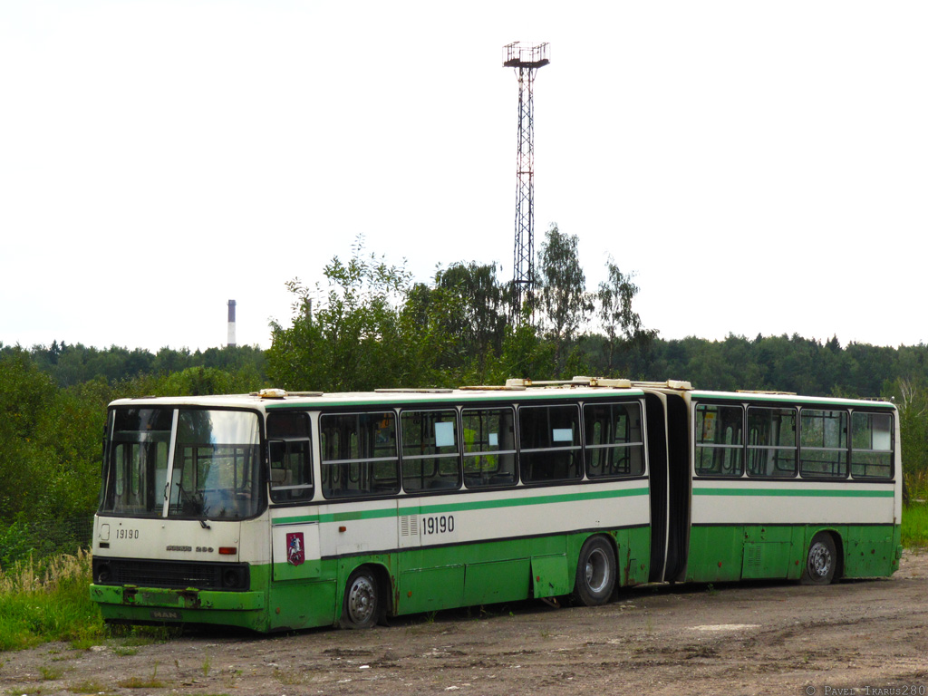 Moscow, Ikarus 280.33M # 19190