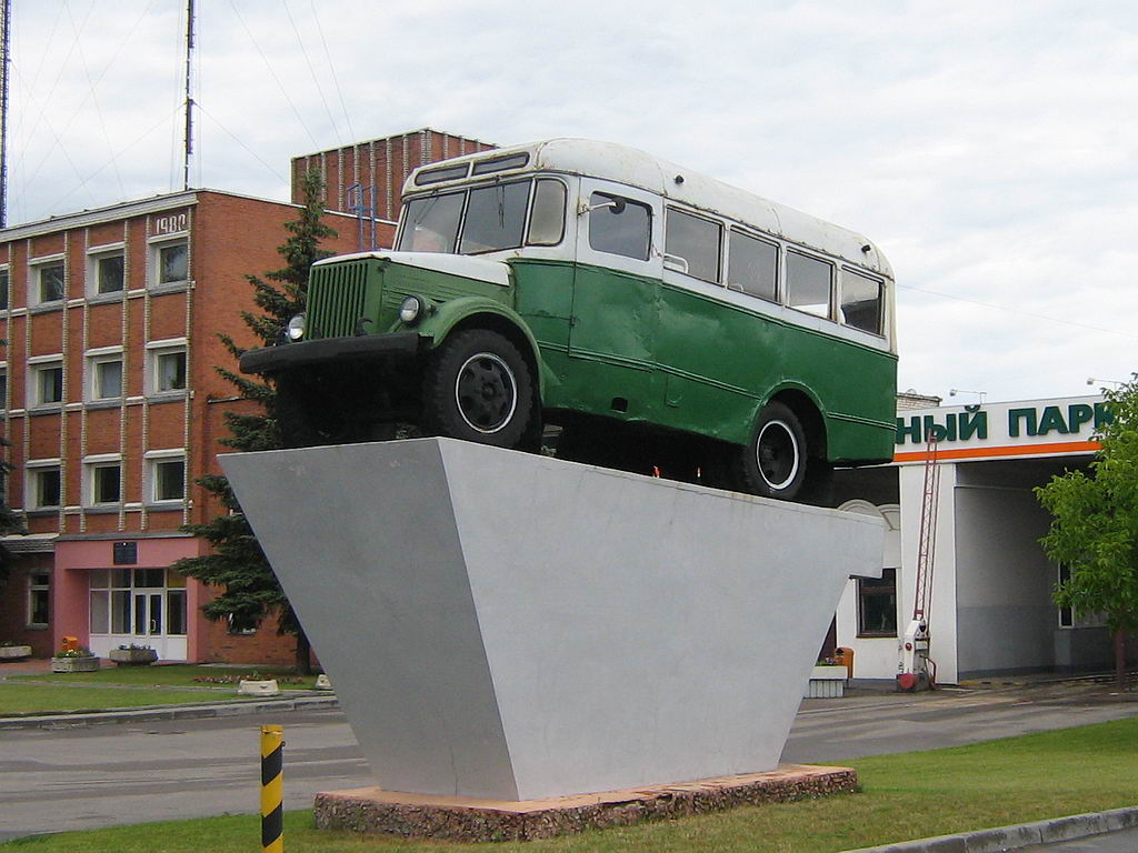 Volkovisk, BARZ č. б/н; Автобусы-памятники