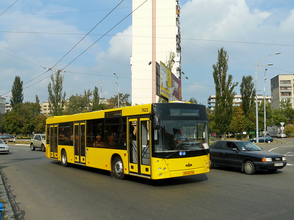 Kyiv, MAZ-203.065 # 7621