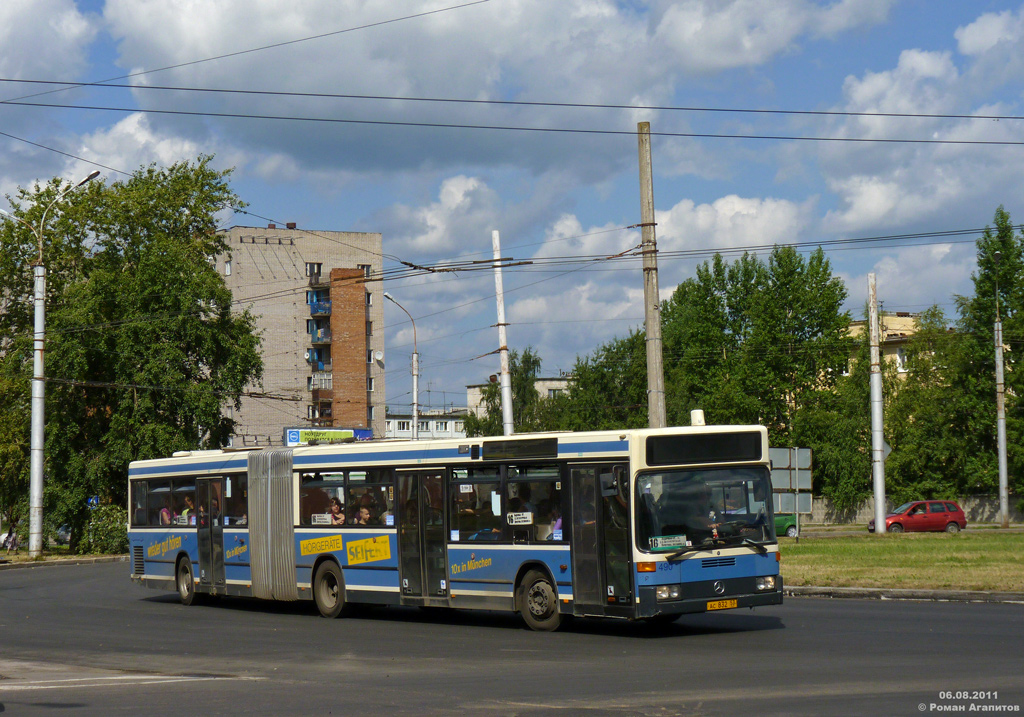 Великий Новгород, Mercedes-Benz O405GN1.5 № 490