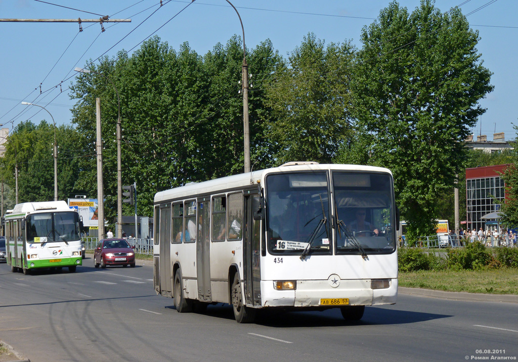 Velikiy Novgorod, Mercedes-Benz O345 # 434