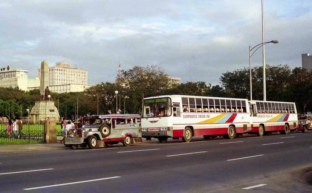 Maynila, Hino Baliwag Transit # 106
