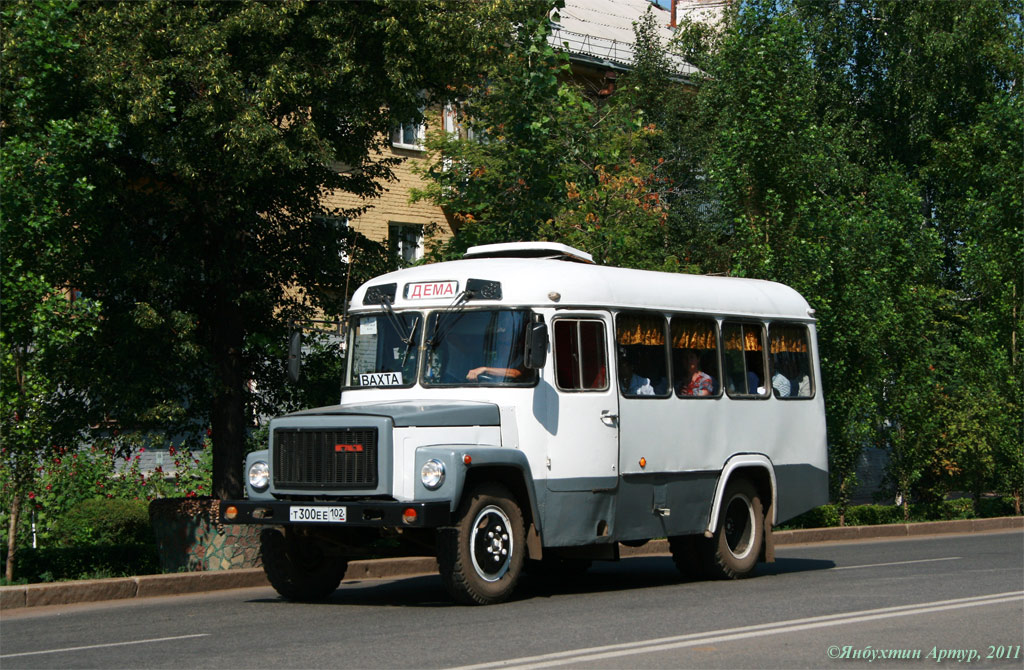 Ufa, KAvZ-3976 No. Т 300 ЕЕ 102