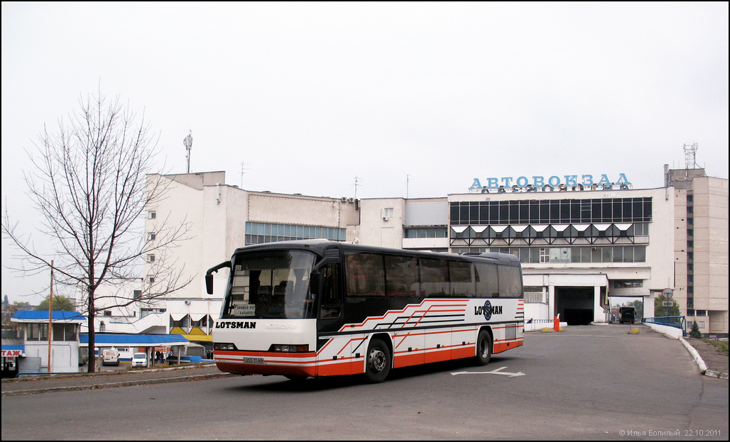 Dnipro, Neoplan N316K Transliner # 053-35 АВ