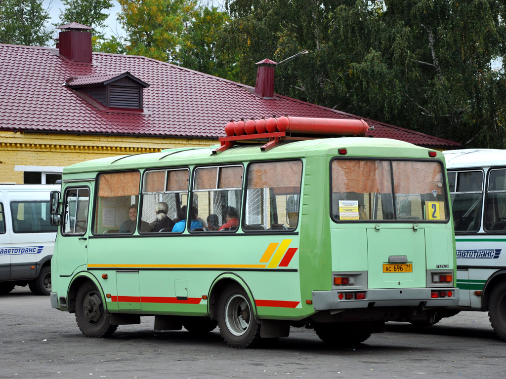 Novomoskovsk, PAZ-32053 (320530, 3205B0, 3205C0, 3205E0) No. АС 696 71