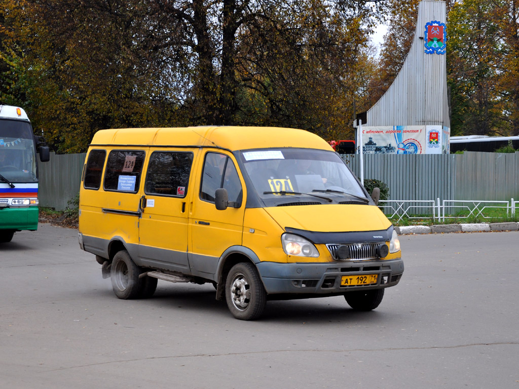 Novomoskovsk, GAZ-3261 # АТ 192 71