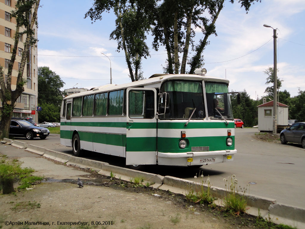 Ekaterinburg, LAZ-699Р č. Т 251 КА 96