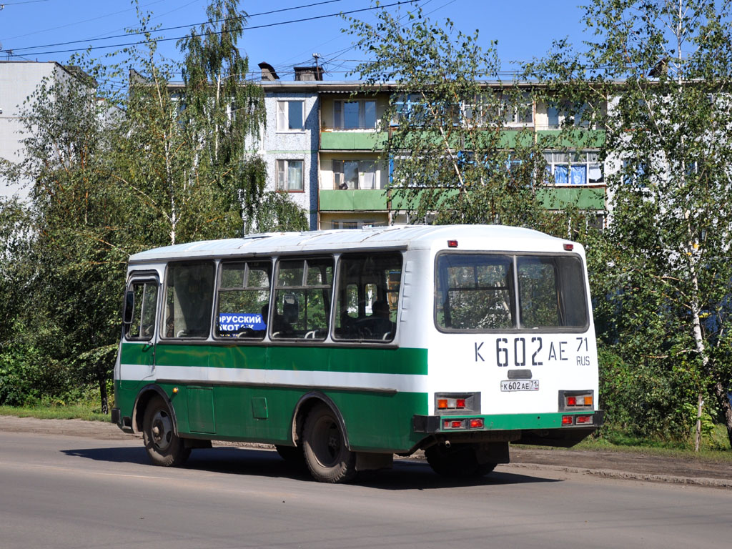 Узловая, ПАЗ-3205 № К 602 АЕ 71
