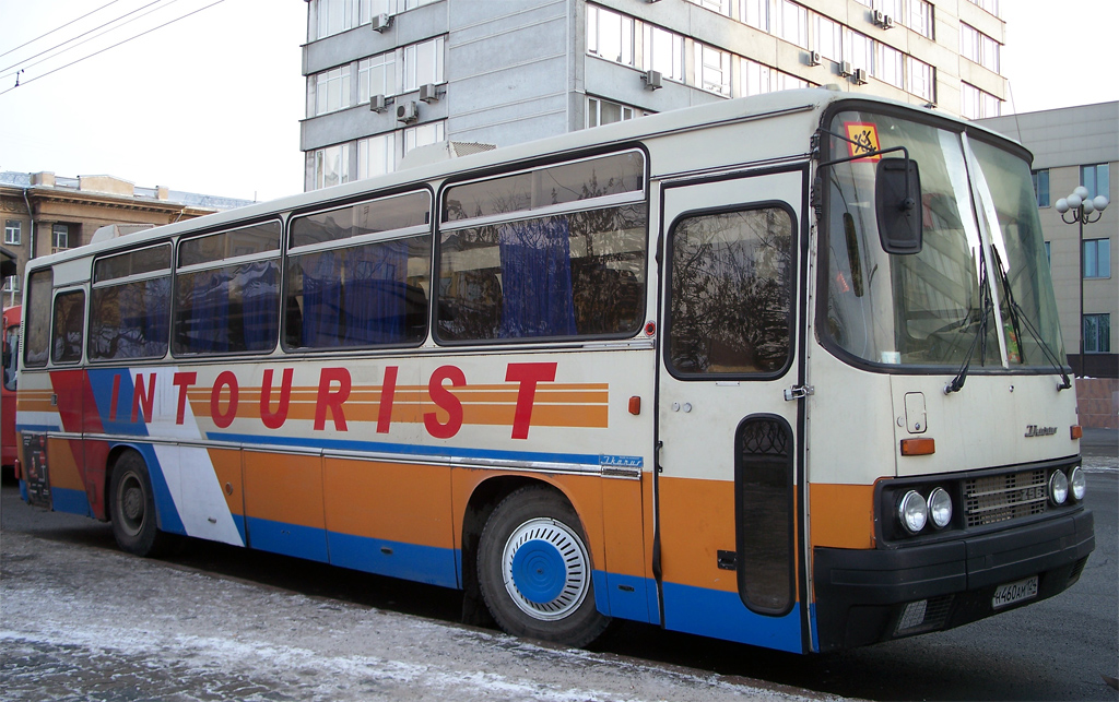 Krasnojarsk, Ikarus 256.** # Н 460 АМ 124