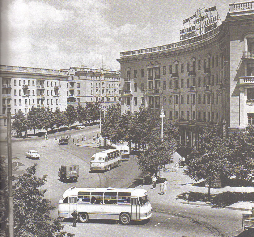 Minsk, LAZ-695Б č. 51-42 МИБ; Minsk — Old photos