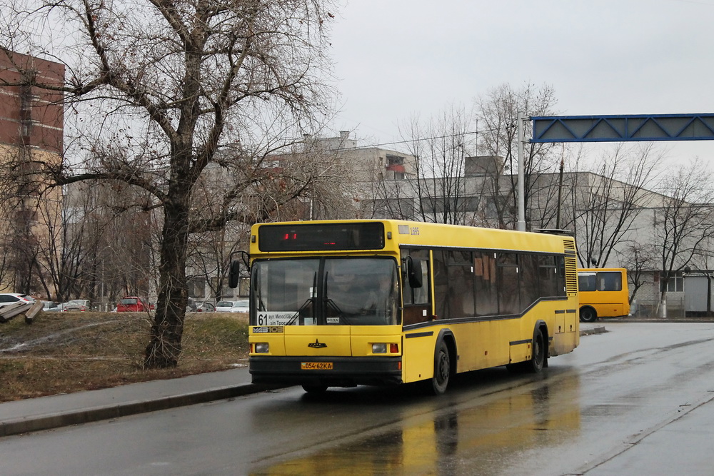 Kyjev, MAZ-103.061 č. 1695
