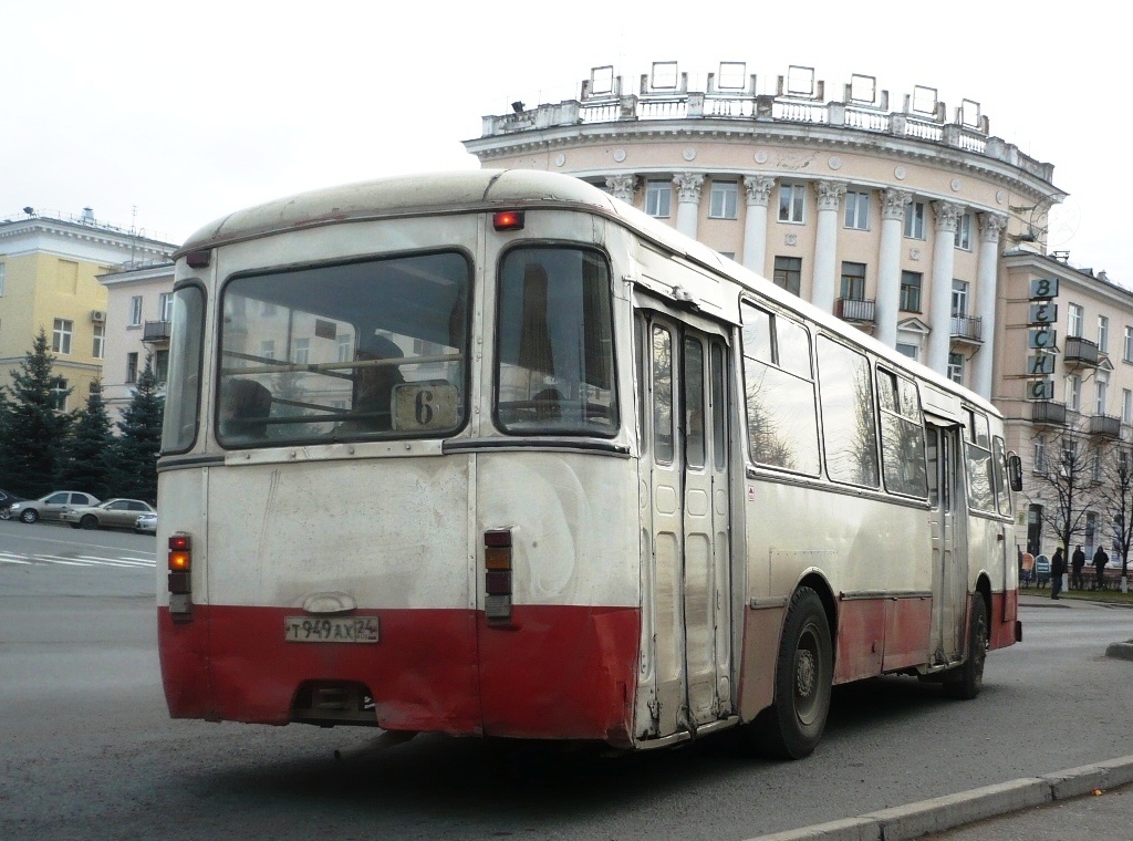 Zheleznogorsk (Krasnoyarskiy krai), LiAZ-677М No. Т 949 АХ 24