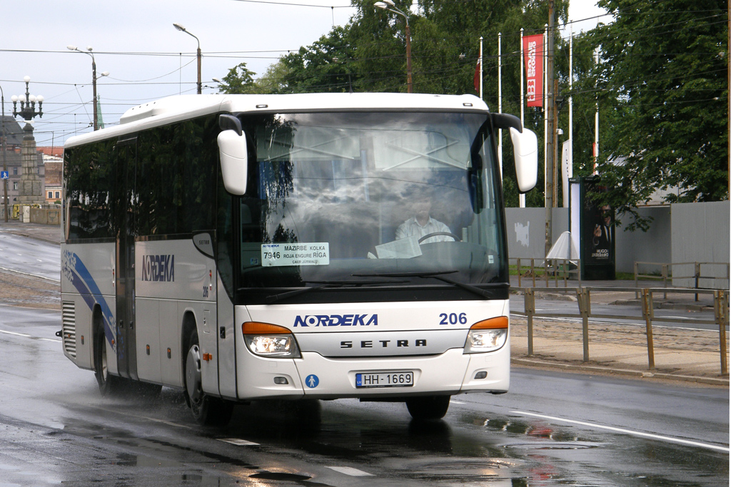 Riga, Setra S415UL-GT # 206