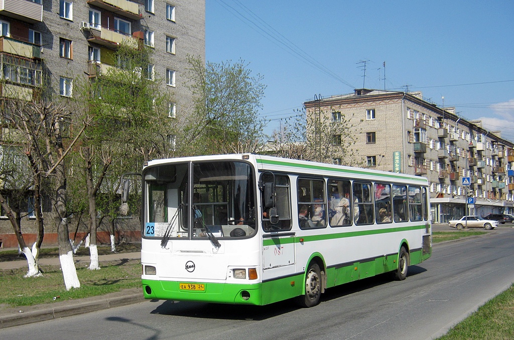 Krasnojarsk, LiAZ-5256.25 Nr. ЕА 938 24