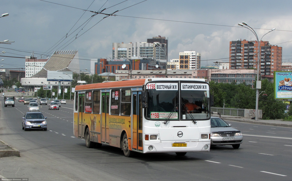 Новосибирск, ЛиАЗ-5256.45 № КО 245 54